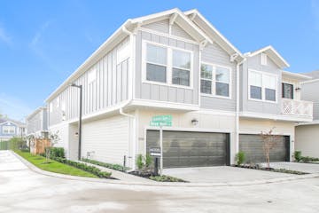 5116 Royal Heath Dr Houston, TX 77018